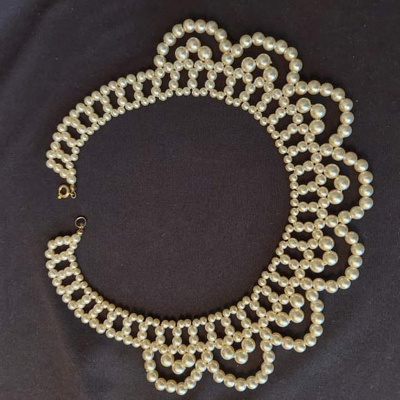 VINTAGE FAUX PEARL CHOKER NECKLACE - Picture 2 of 9
